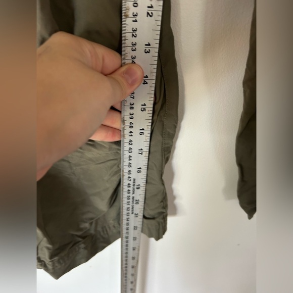 PATAGONIA - Mens 28 CARGO ZIPPER POCKET Army Green/Brown - Picture 4 of 7